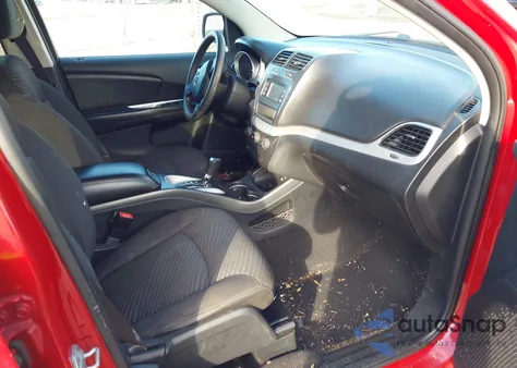 2015 Dodge Journey Sxt z USA, uszkodzony, nr VIN 3C4PDCBG8FT636997